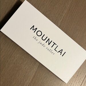 Like new Mountlai jade roller